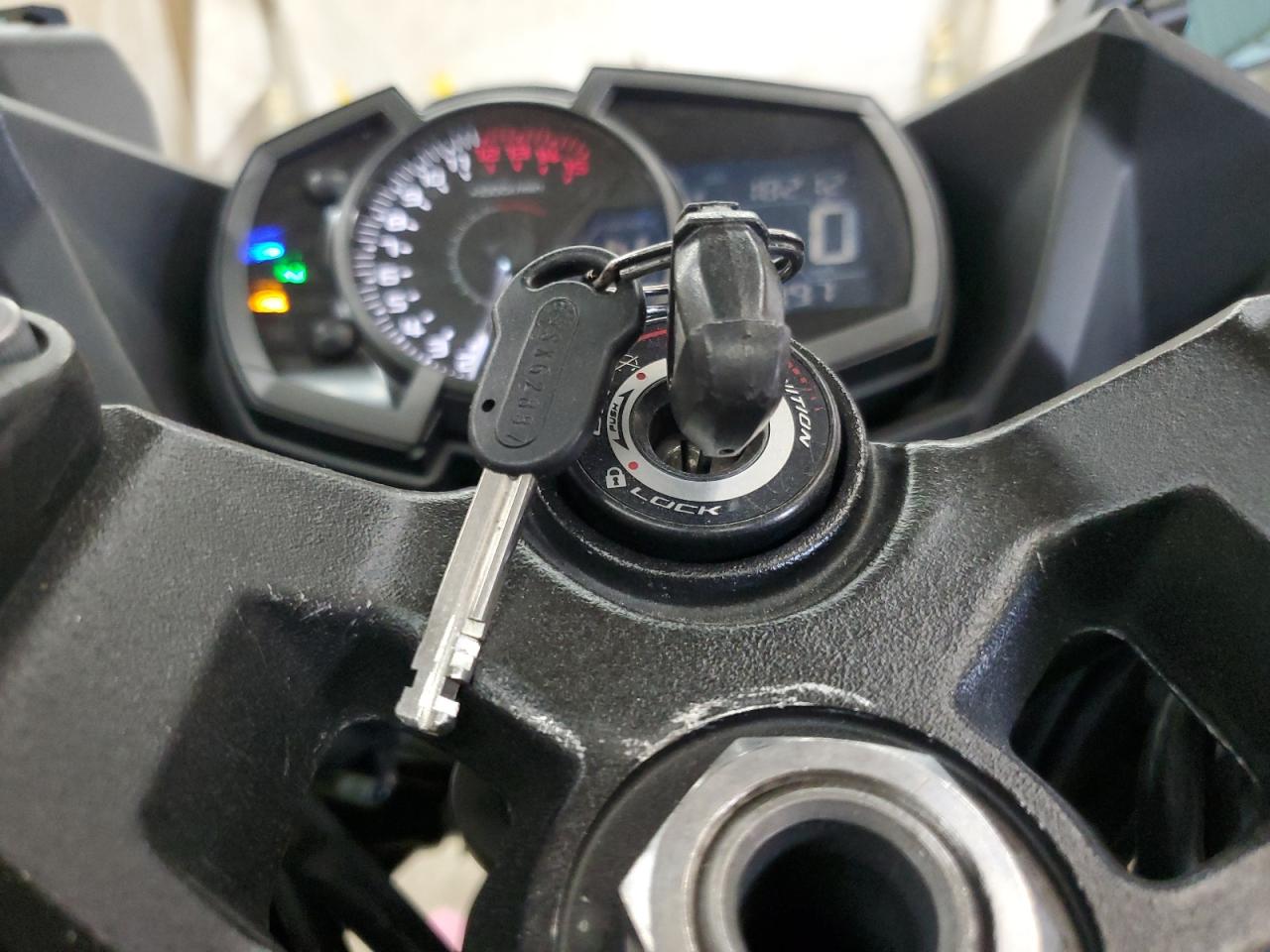 jkaexkg1xkda24763 JKAEXKG1XKDA24763 2019 Kawasaki Ex400