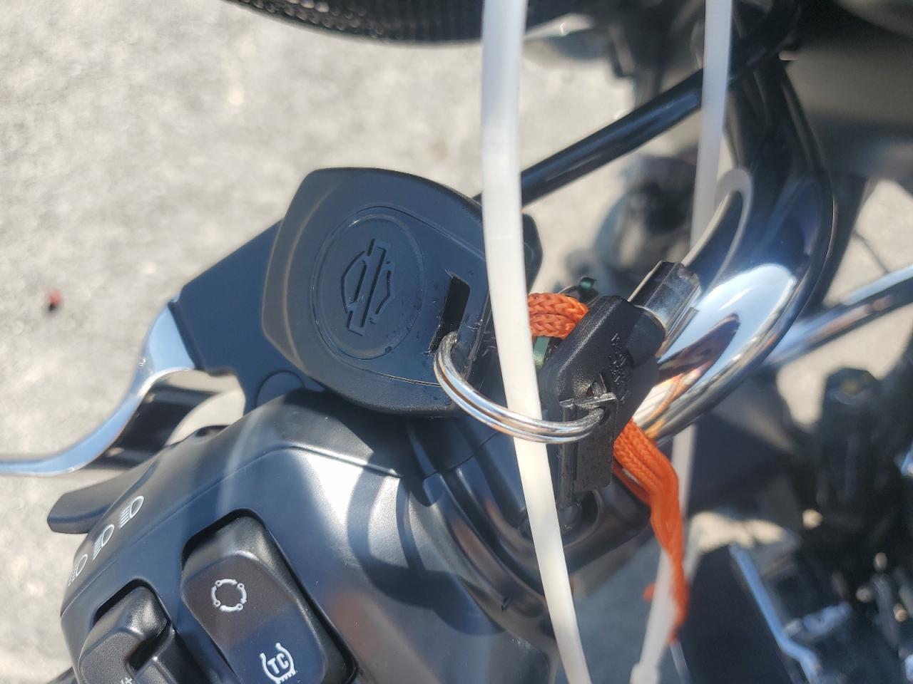 2025 Harley-Davidson Flhxu VIN: 1HD1AK712SB608717 Lot: 63504115