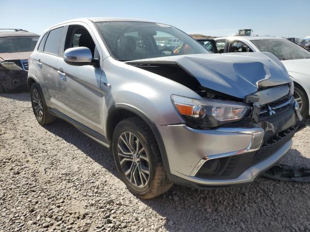  MITSUBISHI OUTLANDER 2018 Серебристый