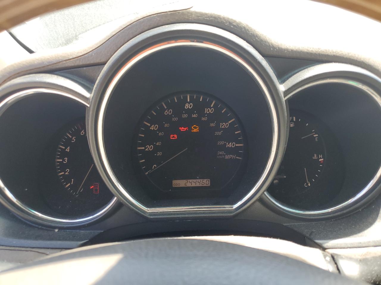 2004 Lexus Rx 330 VIN: JTJGA31U540028152 Lot: 64110295