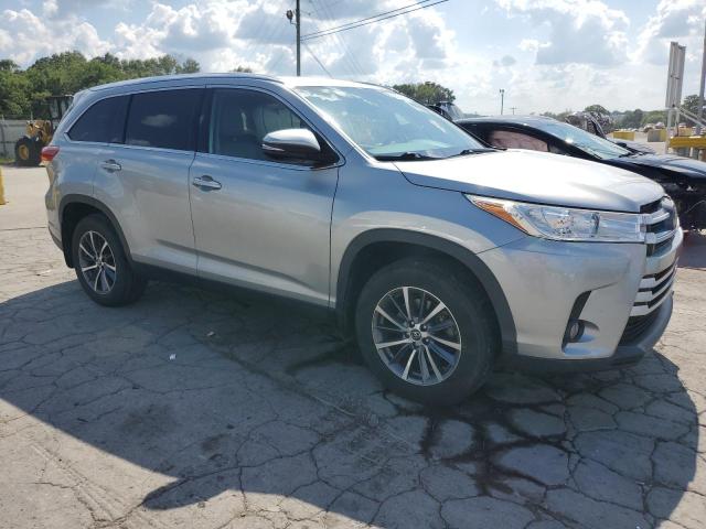  TOYOTA HIGHLANDER 2019 Silver