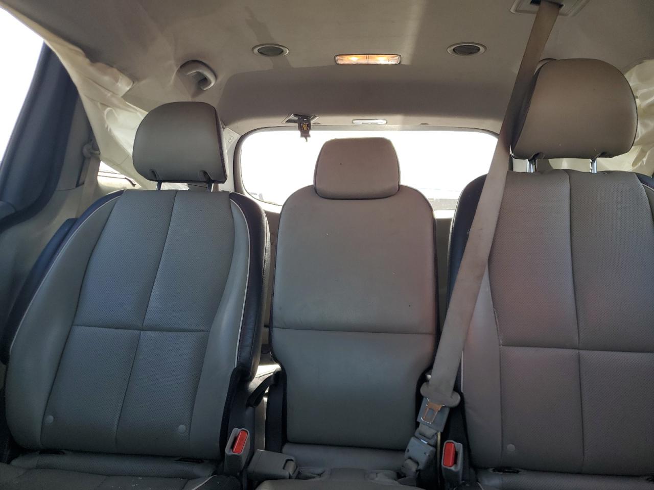 2017 Kia Sedona Lx VIN: KNDMB5C12H6325917 Lot: 64335775