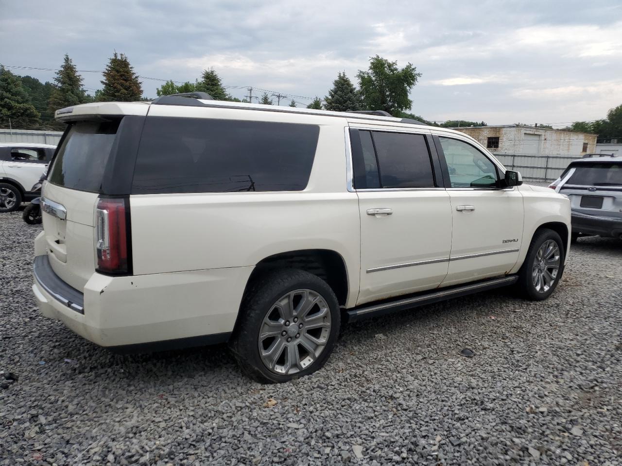 1gks2jkj9fr256516 1GKS2JKJ9FR256516 2015 GMC Yukon Xl Denali