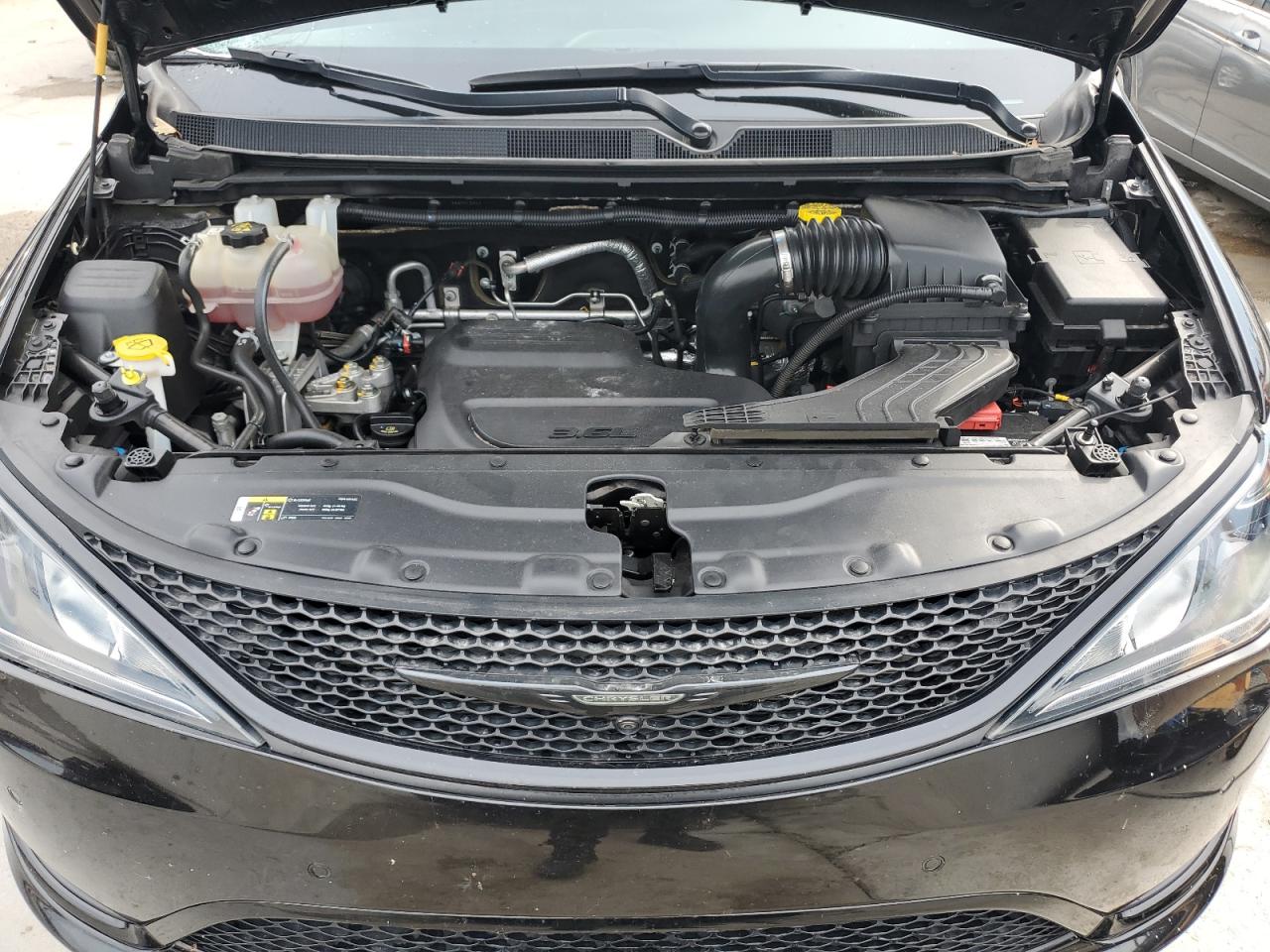 2020 Chrysler Pacifica Touring L Plus VIN: 2C4RC1EG2LR113047 Lot: 65979525