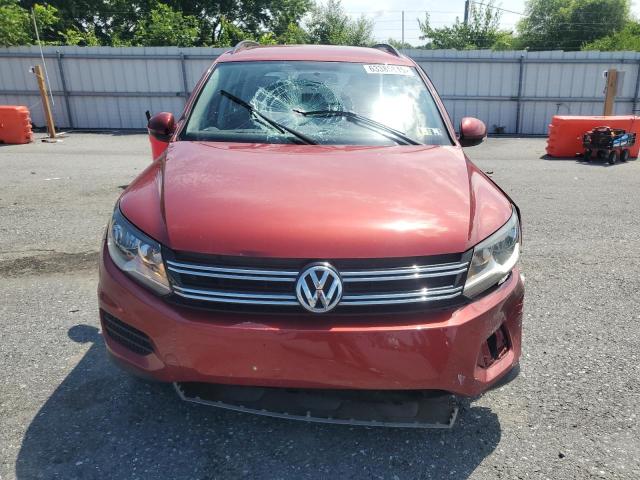  VOLKSWAGEN TIGUAN 2015 Bordowy
