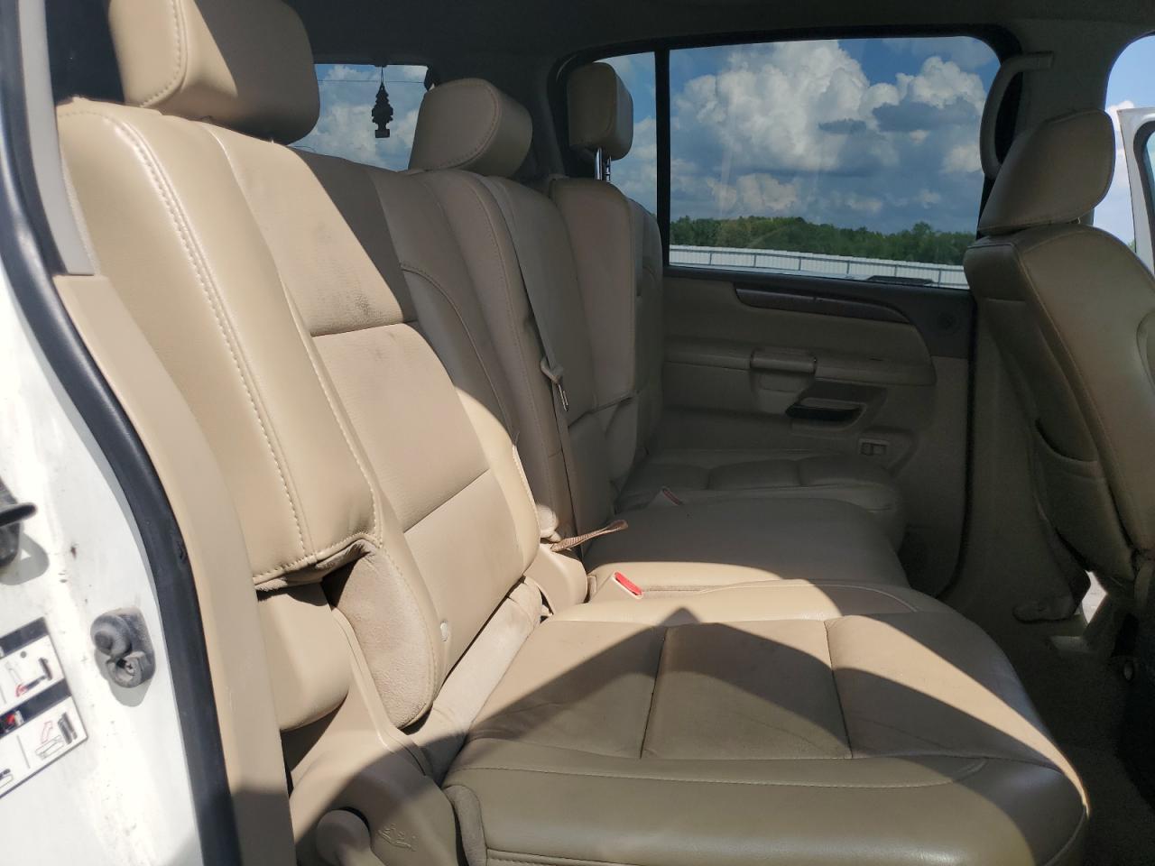 2008 Nissan Armada Se VIN: 5N1AA08D88N632165 Lot: 63860615