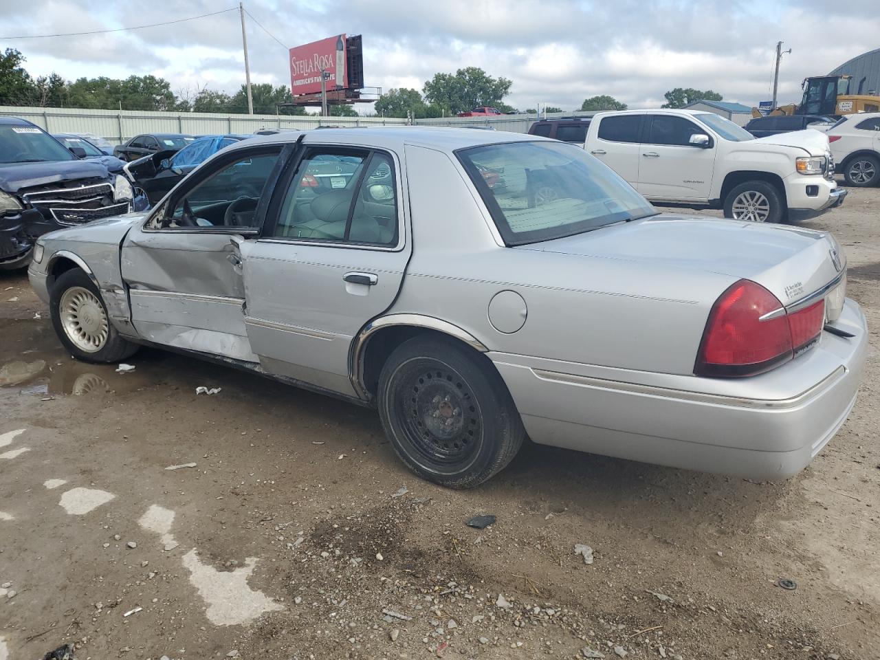 1998 Mercury Grand Marquis Ls silver sedan gas 2MEFM75W5WX603295 photo #3