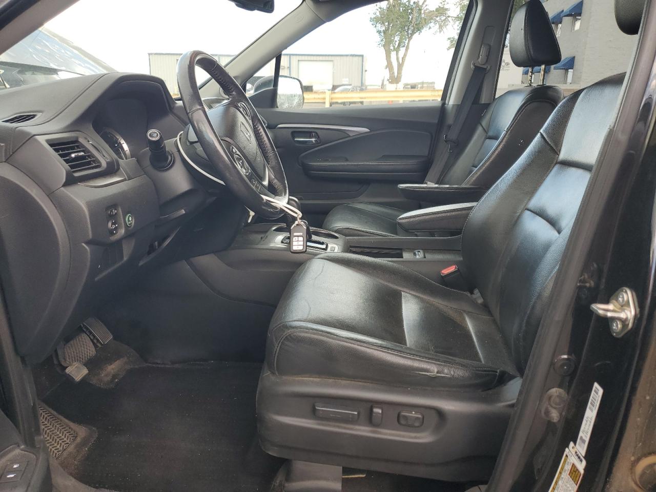 5FNYF6H53HB017523 HONDA PILOT 2017