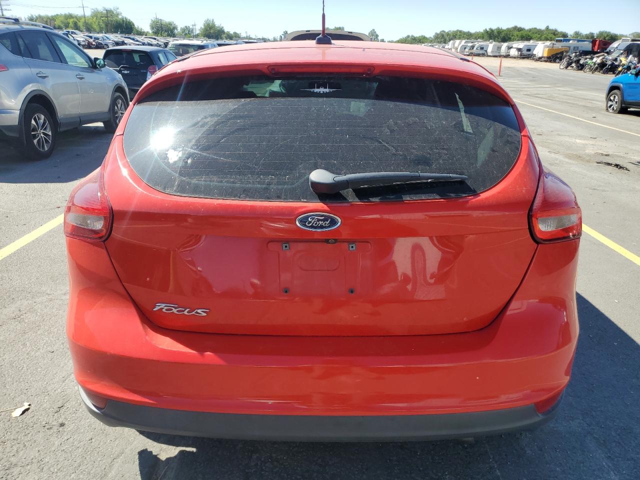 2015 Ford Focus Se VIN: 1FADP3K23FL331102 Lot: 64765345