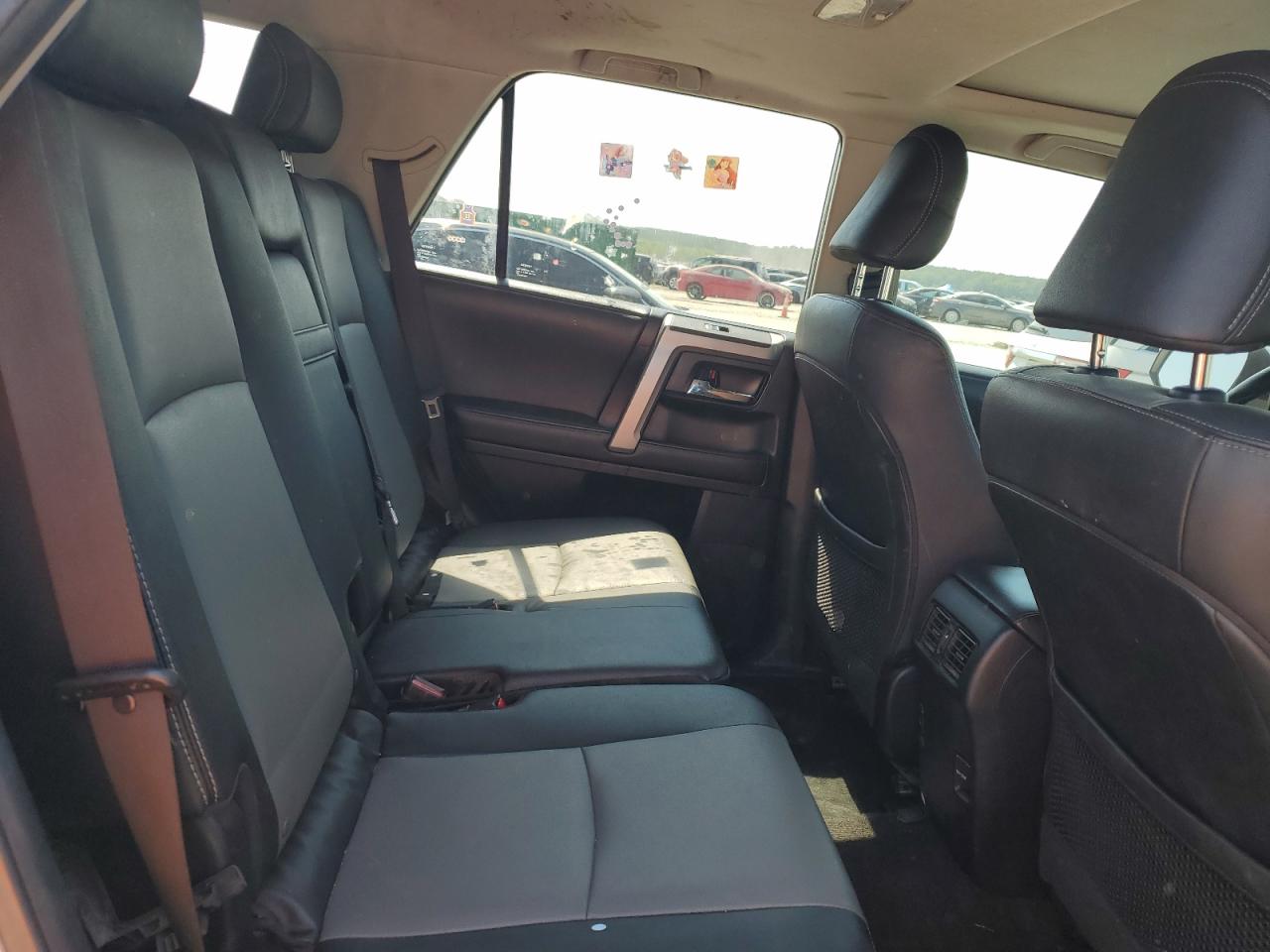 2019 Toyota 4Runner Sr5 VIN: JTEZU5JR3K5203875 Lot: 62810095