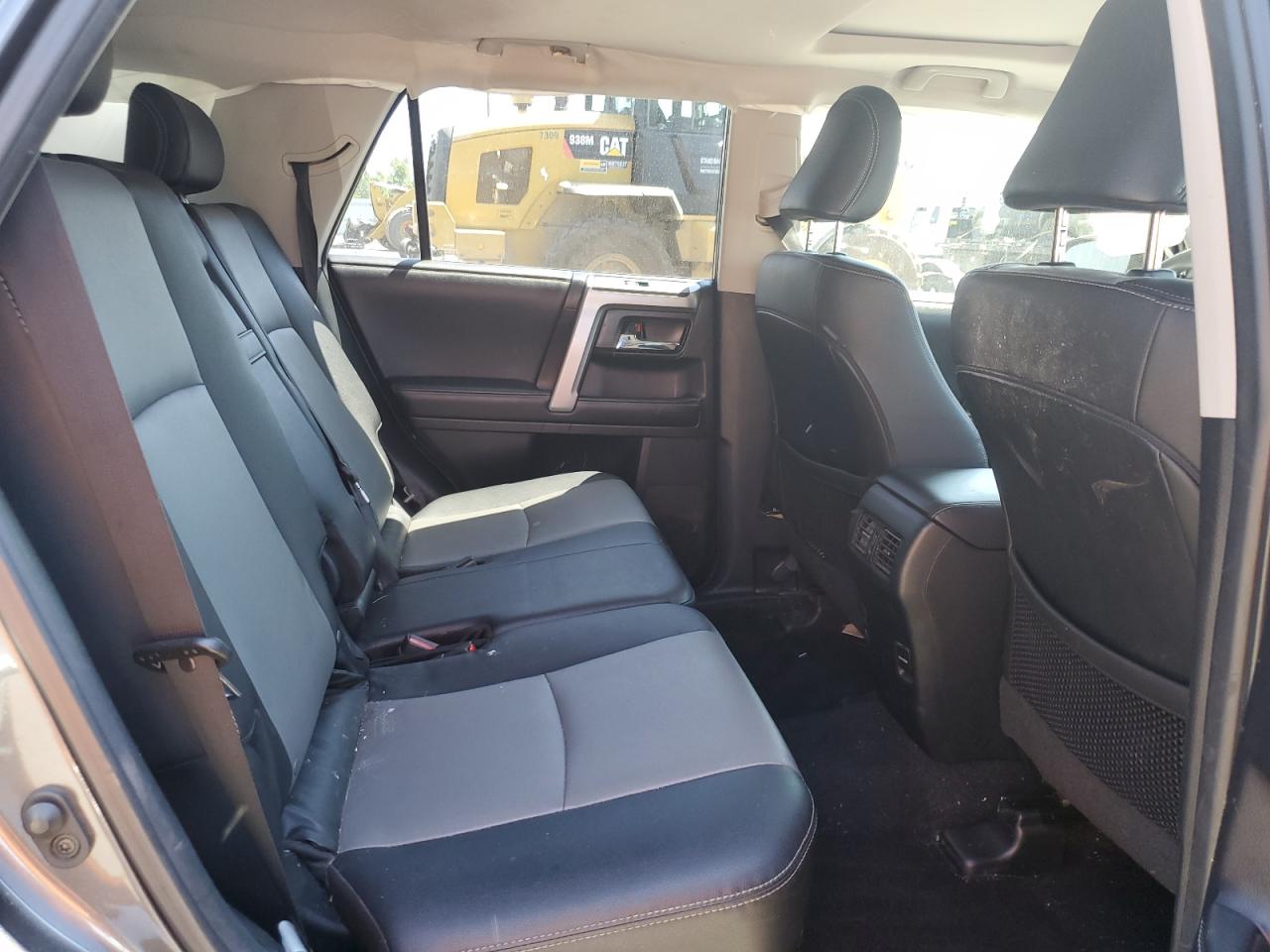 2019 Toyota 4Runner Sr5/Sr5 Premium VIN: JTEBU5JR9K5664788 Lot: 63703905