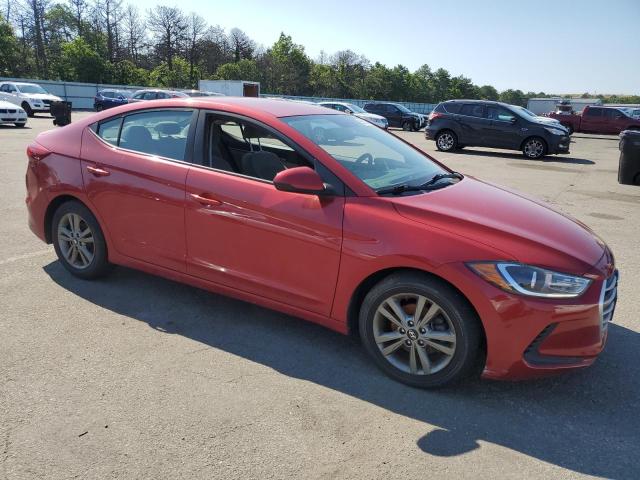  HYUNDAI ELANTRA 2018 Красный