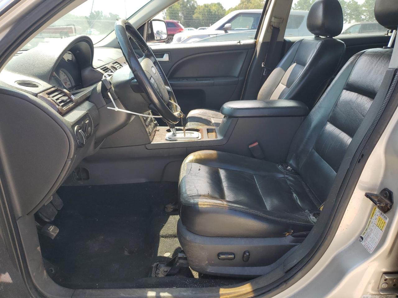 2006 Ford Five Hundred Limited VIN: 1FAFP25116G165421 Lot: 63336095