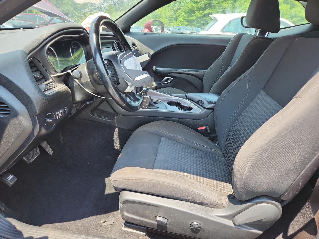 2019 Dodge Challenger Sxt VIN: 2C3CDZAG5KH701637 Lot: 64077795