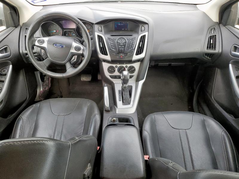  FORD FOCUS 2013 Srebrny