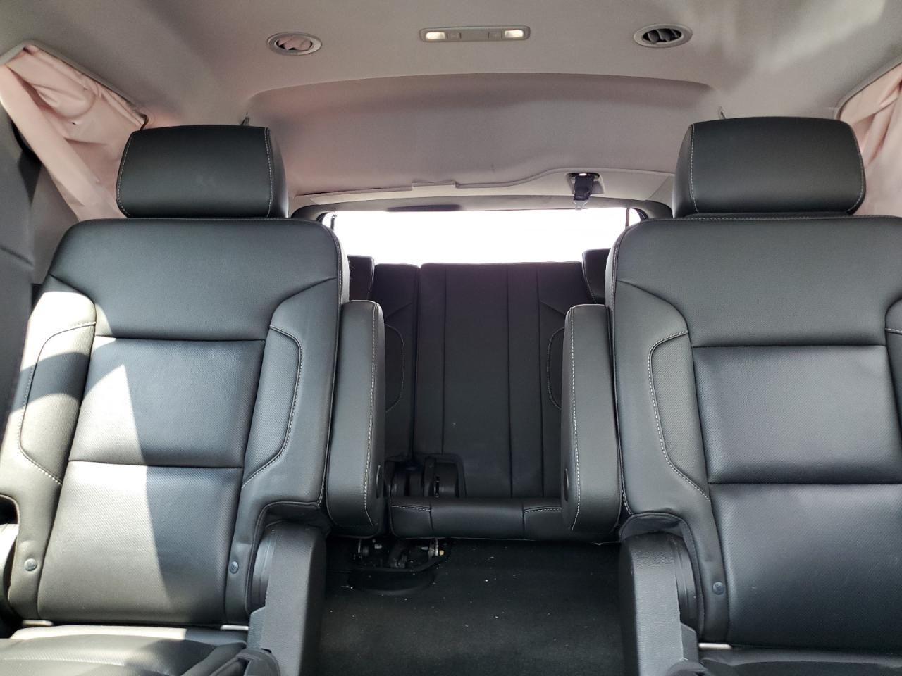 2018 Chevrolet Tahoe K1500 Premier VIN: 1GNSKCKJ5JR202413 Lot: 63516365