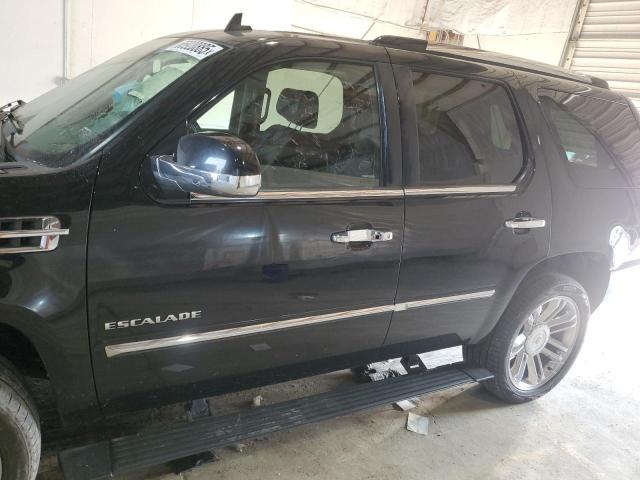 Parquets CADILLAC ESCALADE 2013 Czarny