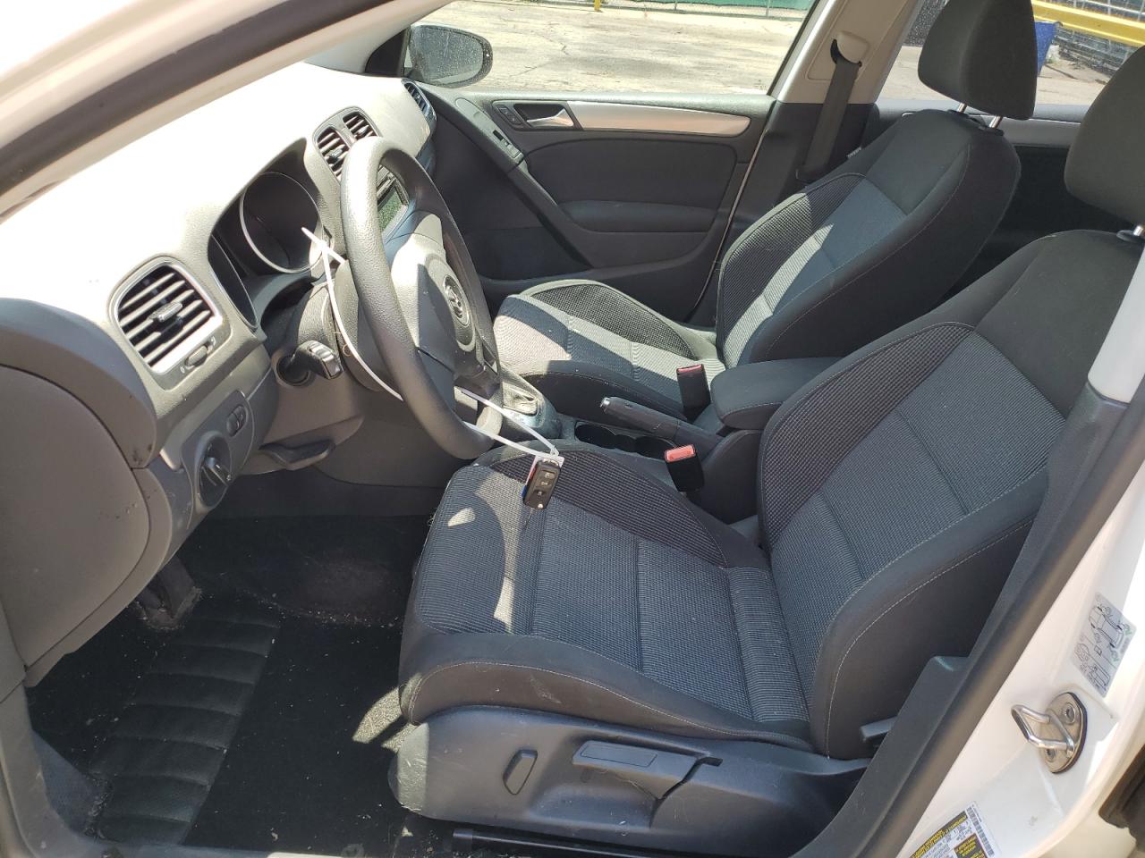2014 Volkswagen Golf VIN: WVWDB7AJ7EW004885 Lot: 64617545