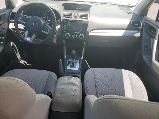  SUBARU FORESTER 2018 Зеленый