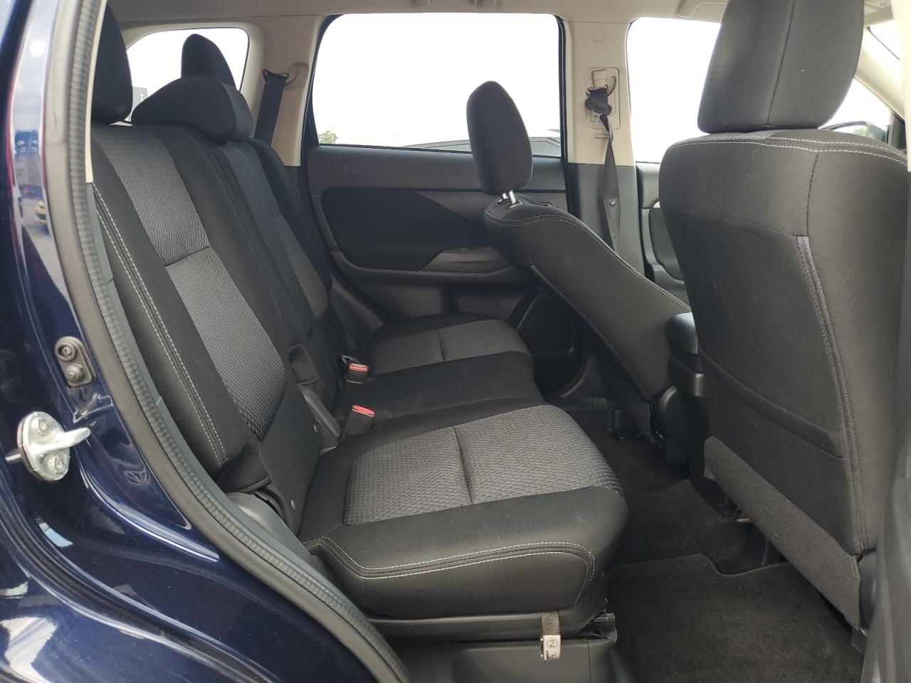 2016 Mitsubishi Outlander Se VIN: JA4AZ3A34GZ027500 Lot: 65452225