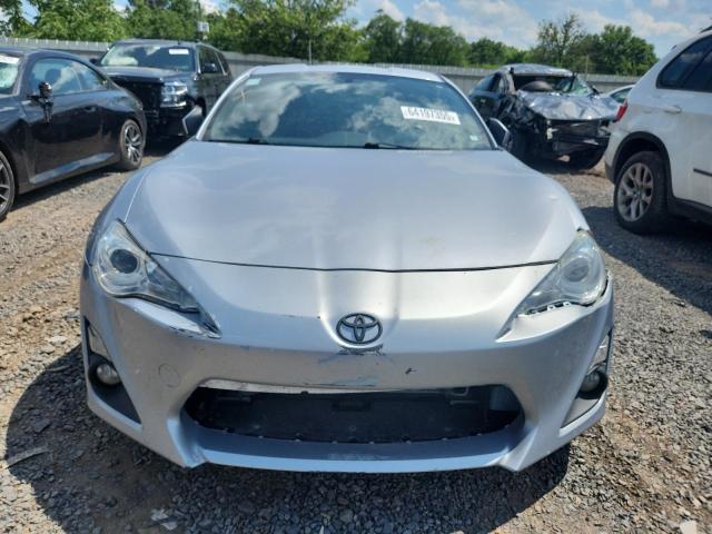 Coupet TOYOTA SCION 2015 Silver