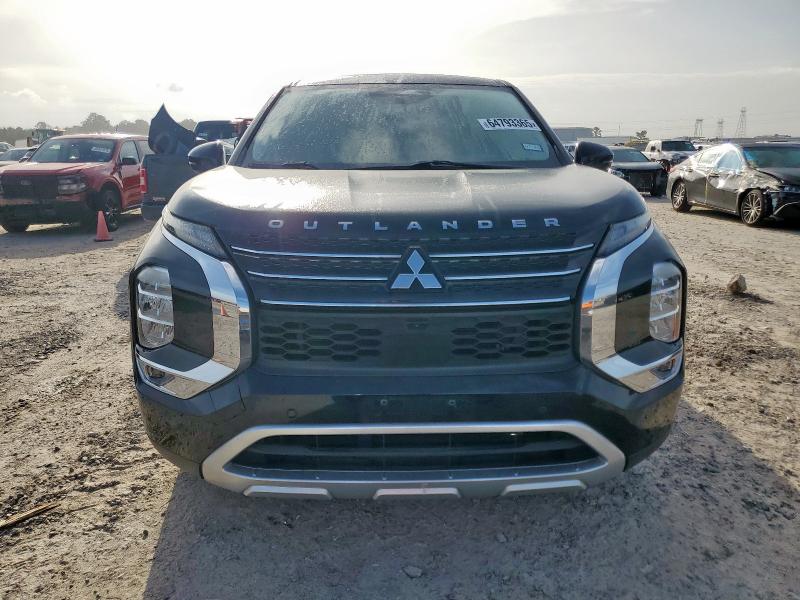  MITSUBISHI OUTLANDER 2022 Черный