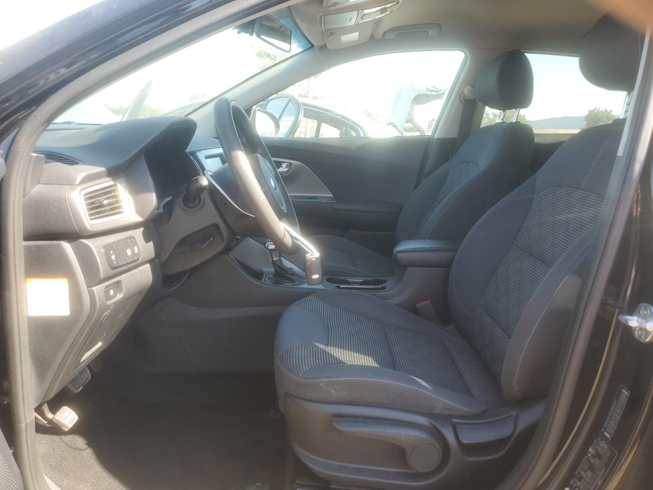 kndcb3lcxk5336355 KNDCB3LCXK5336355 2019 Kia Niro Fe