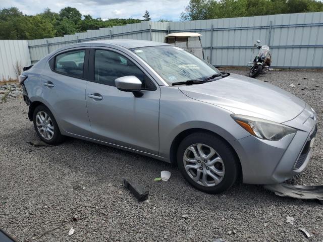  TOYOTA SCION 2016 Silver