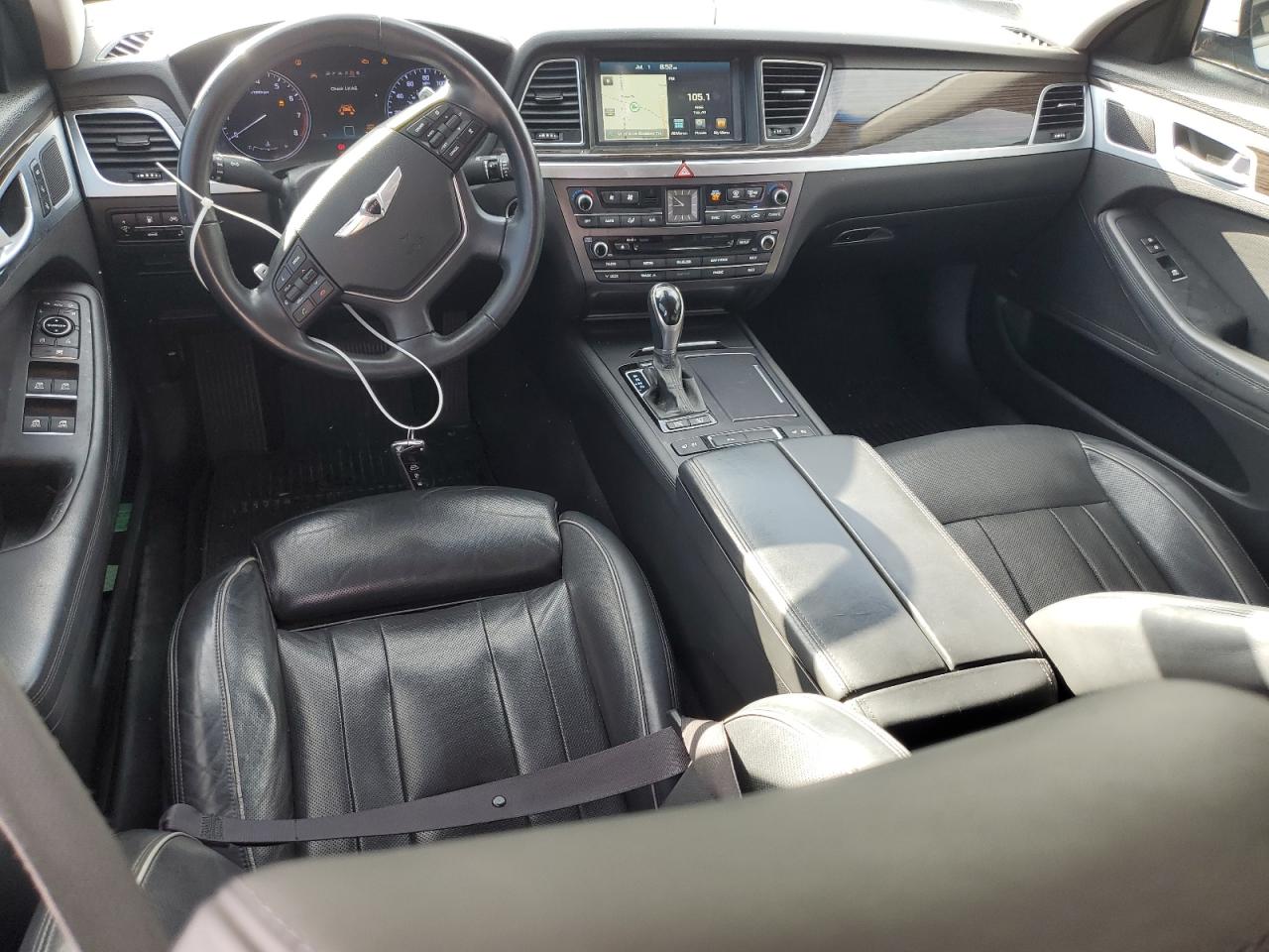 2015 Hyundai Genesis 3.8L VIN: KMHGN4JE4FU081826 Lot: 63007175