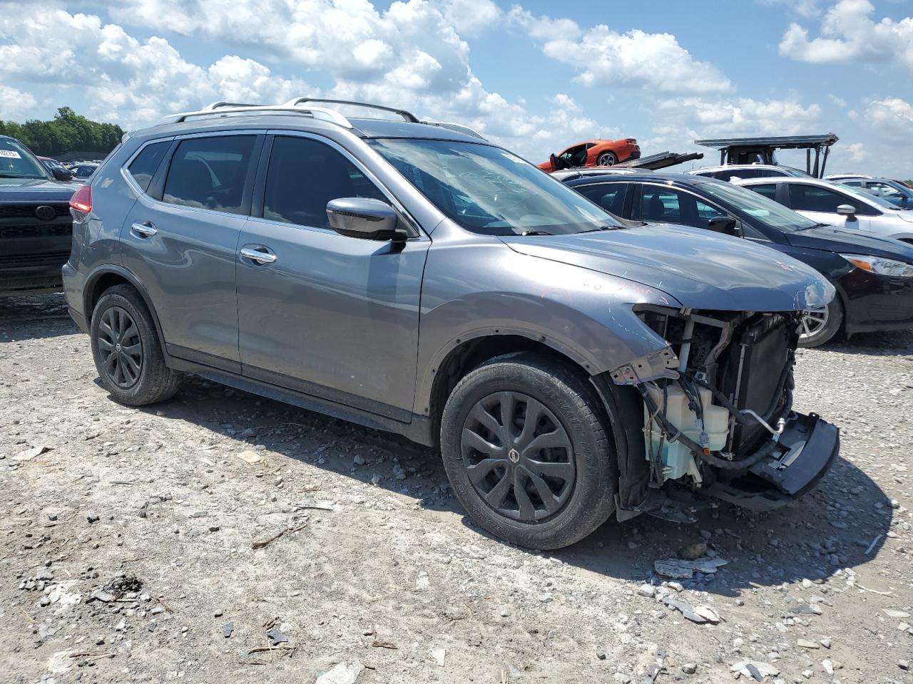 KNMAT2MT1HP562732 NISSAN ROGUE 2017