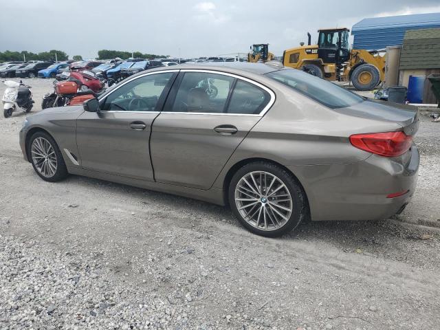  BMW 5 SERIES 2019 Золотой