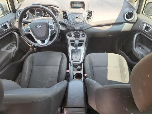  FORD FIESTA 2015 Silver