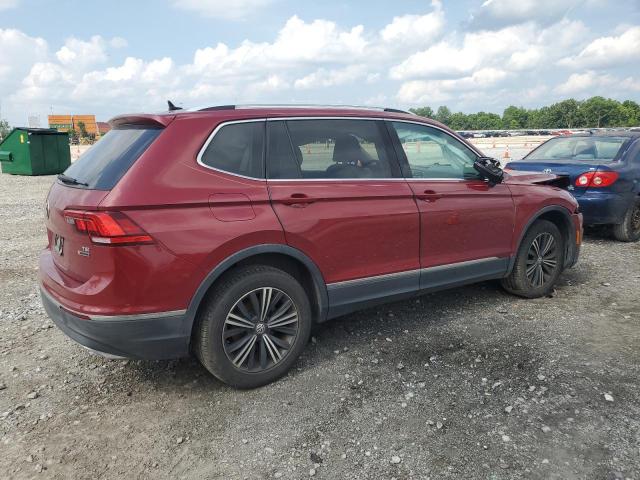  VOLKSWAGEN TIGUAN 2018 Czerwony