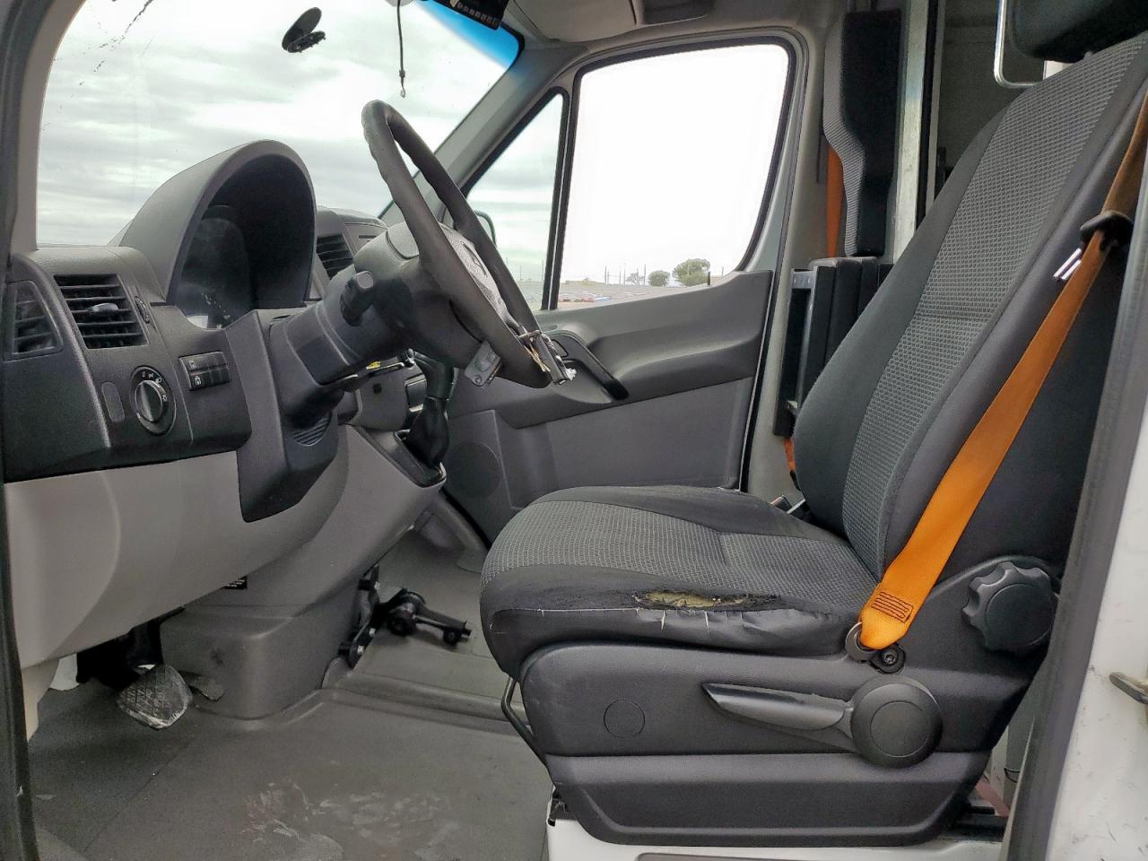 2012 Mercedes-Benz Sprinter 2500 VIN: WD3PE8CB8C5669064 Lot: 62473915