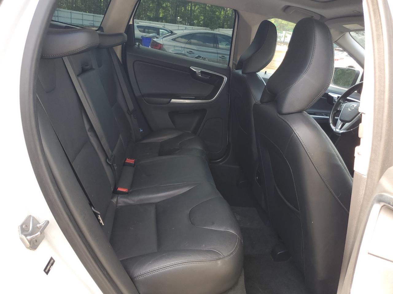 2016 Volvo Xc60 T5 Premier VIN: YV440MDK5G2775846 Lot: 63392625