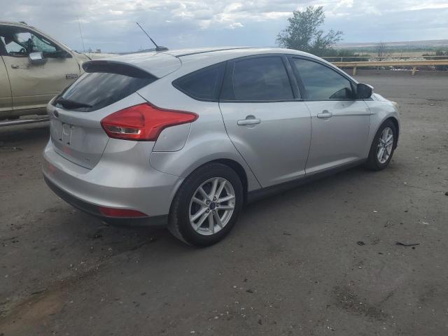 Hatchbacks FORD FOCUS 2016 Silver