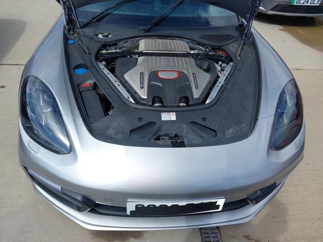 2018 PORSCHE PANAMERA T