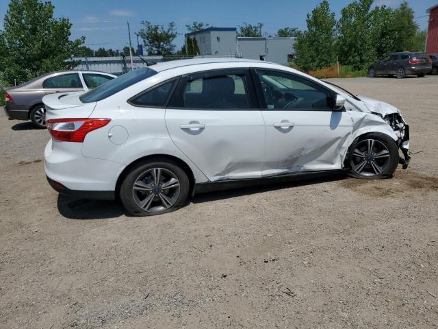 Sedans FORD FOCUS 2014 Biały