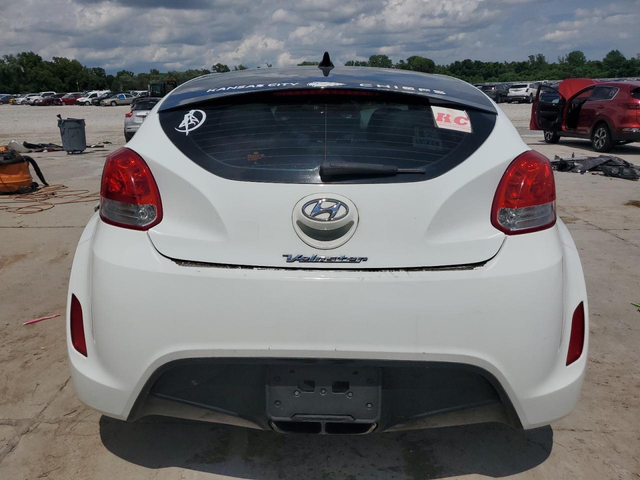 2013 Hyundai Veloster VIN: KMHTC6ADXDU093757 Lot: 64230195