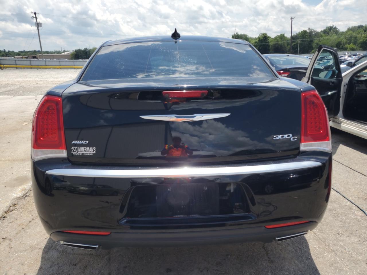 2017 Chrysler 300C Platinum VIN: 2C3CCASG7HH534709 Lot: 64426635
