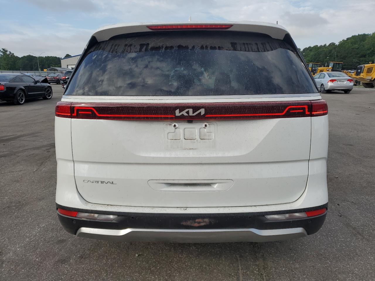 2024 Kia Carnival Sx VIN: KNDNE5H38R6412681 Lot: 62696125