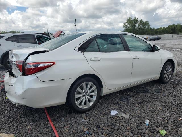  TOYOTA CAMRY 2016 Белы