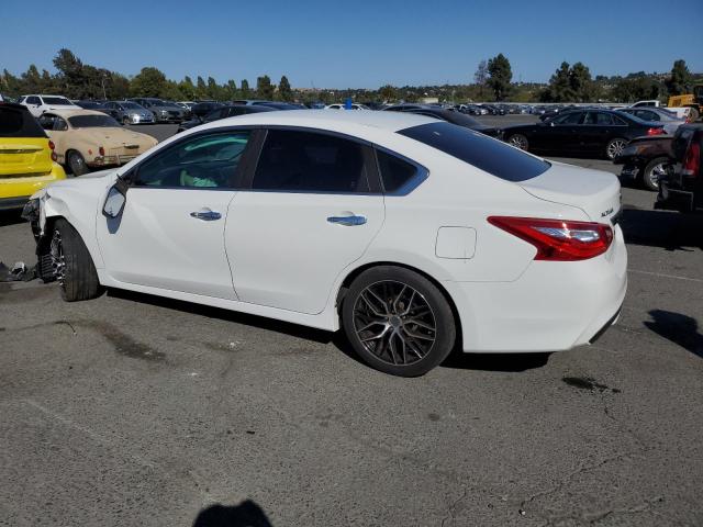  NISSAN ALTIMA 2017 Белый