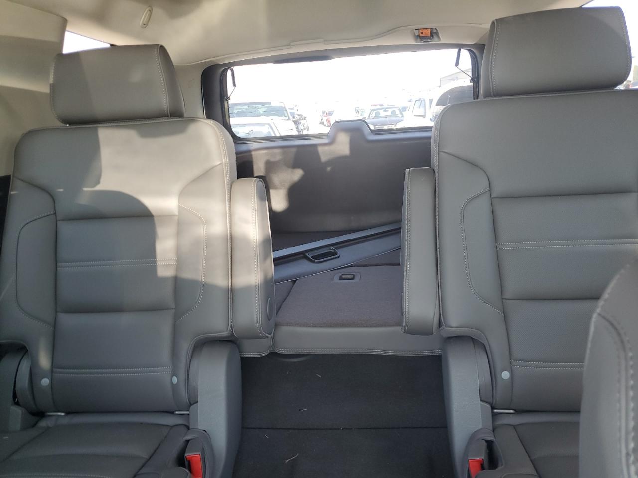 2019 GMC Yukon Denali VIN: 1GKS2CKJ1KR187553 Lot: 64195395