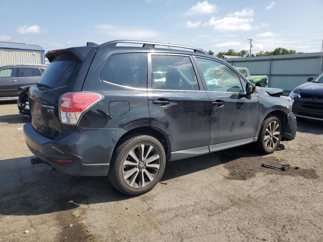  SUBARU FORESTER 2018 Black
