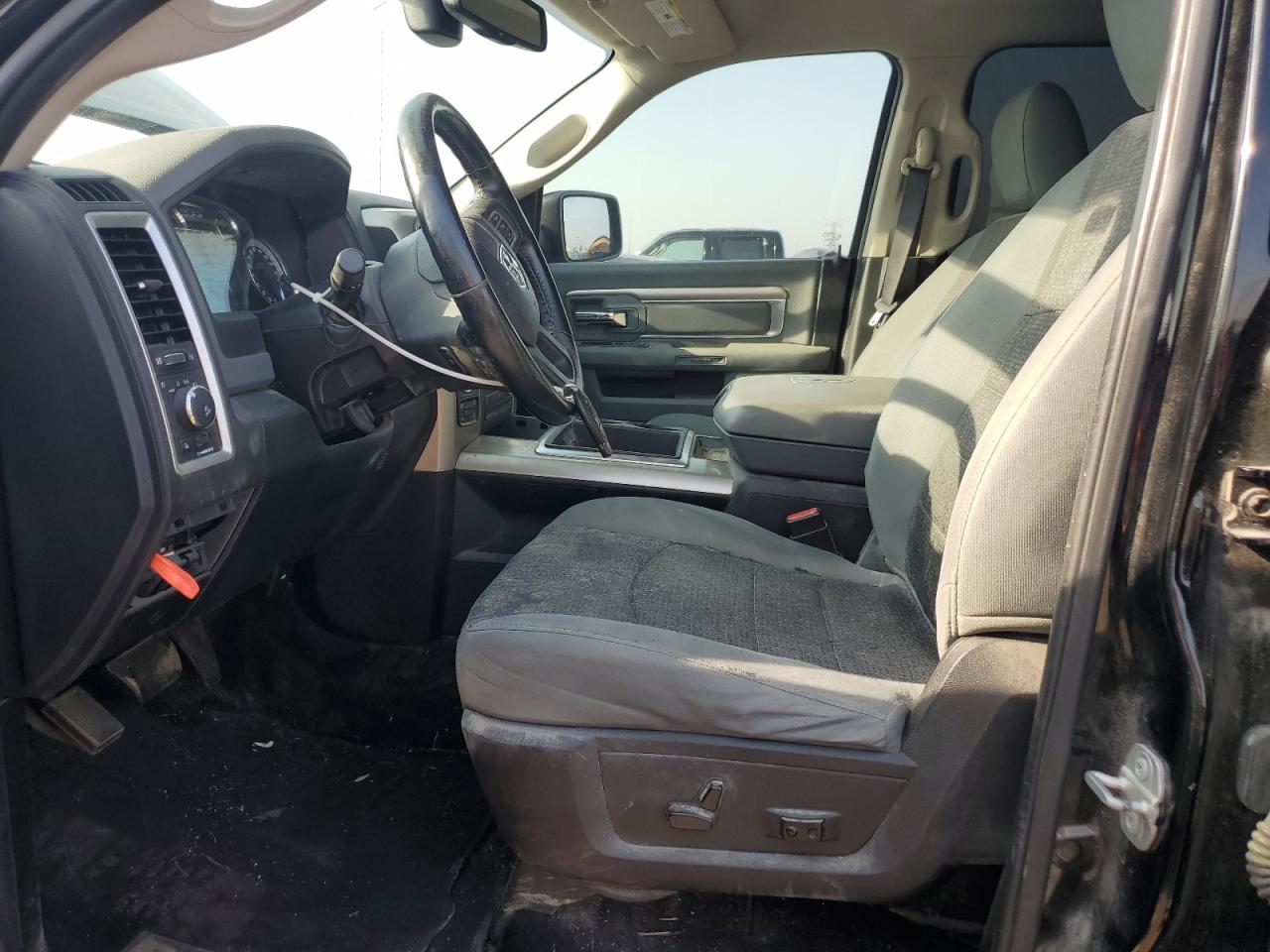 2015 Ram 1500 Slt VIN: 1C6RR7LG9FS504128 Lot: 64756505