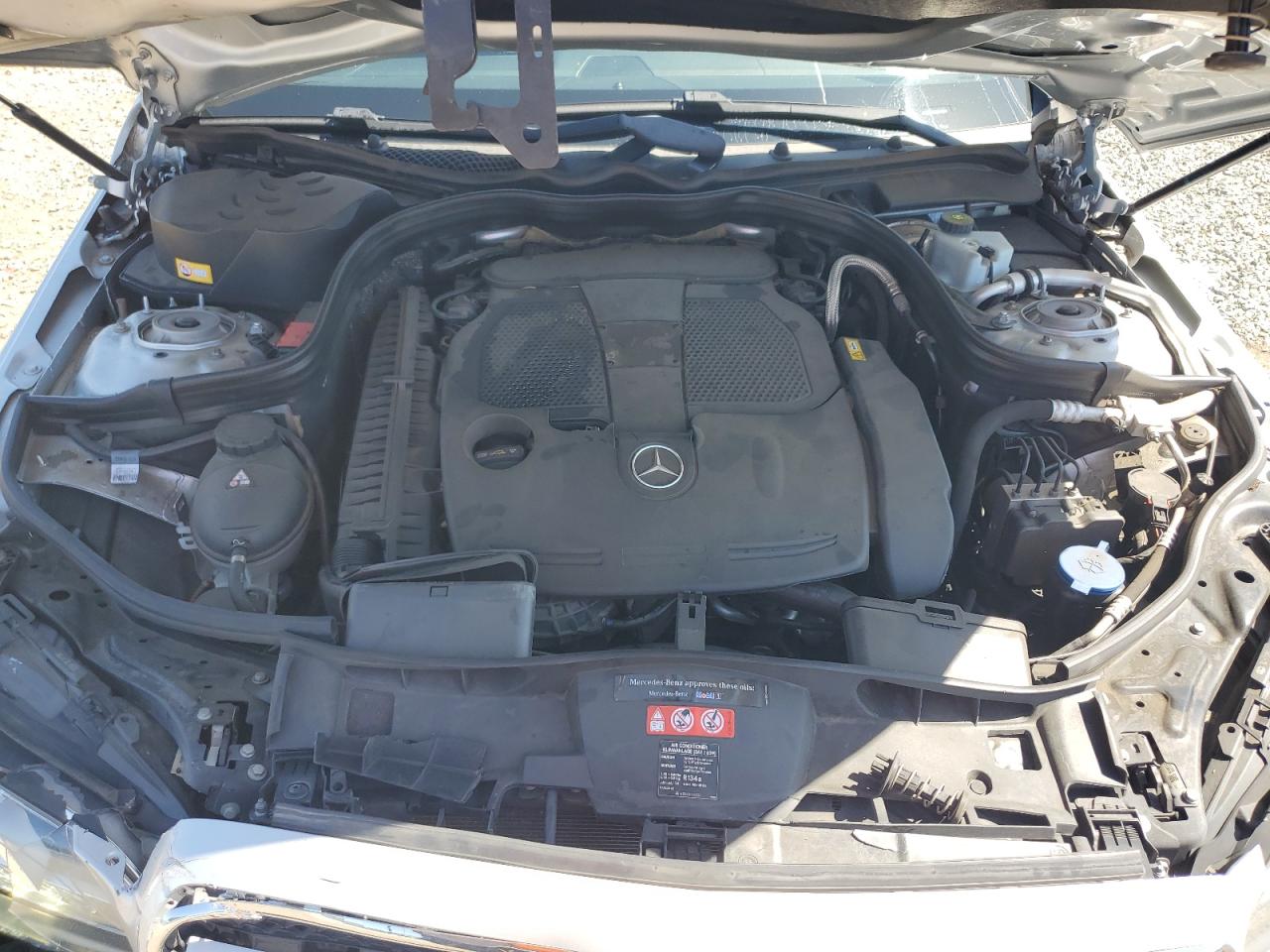 2015 Mercedes-Benz E 350 VIN: WDDHF5KB2FB085598 Lot: 64241205
