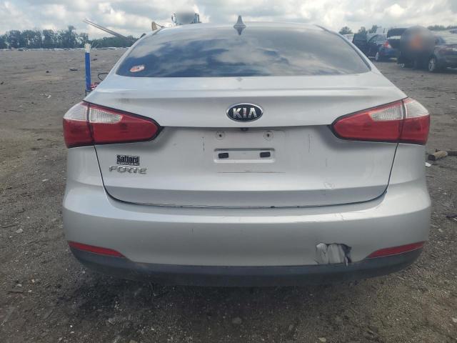 Sedans KIA FORTE 2016 Srebrny