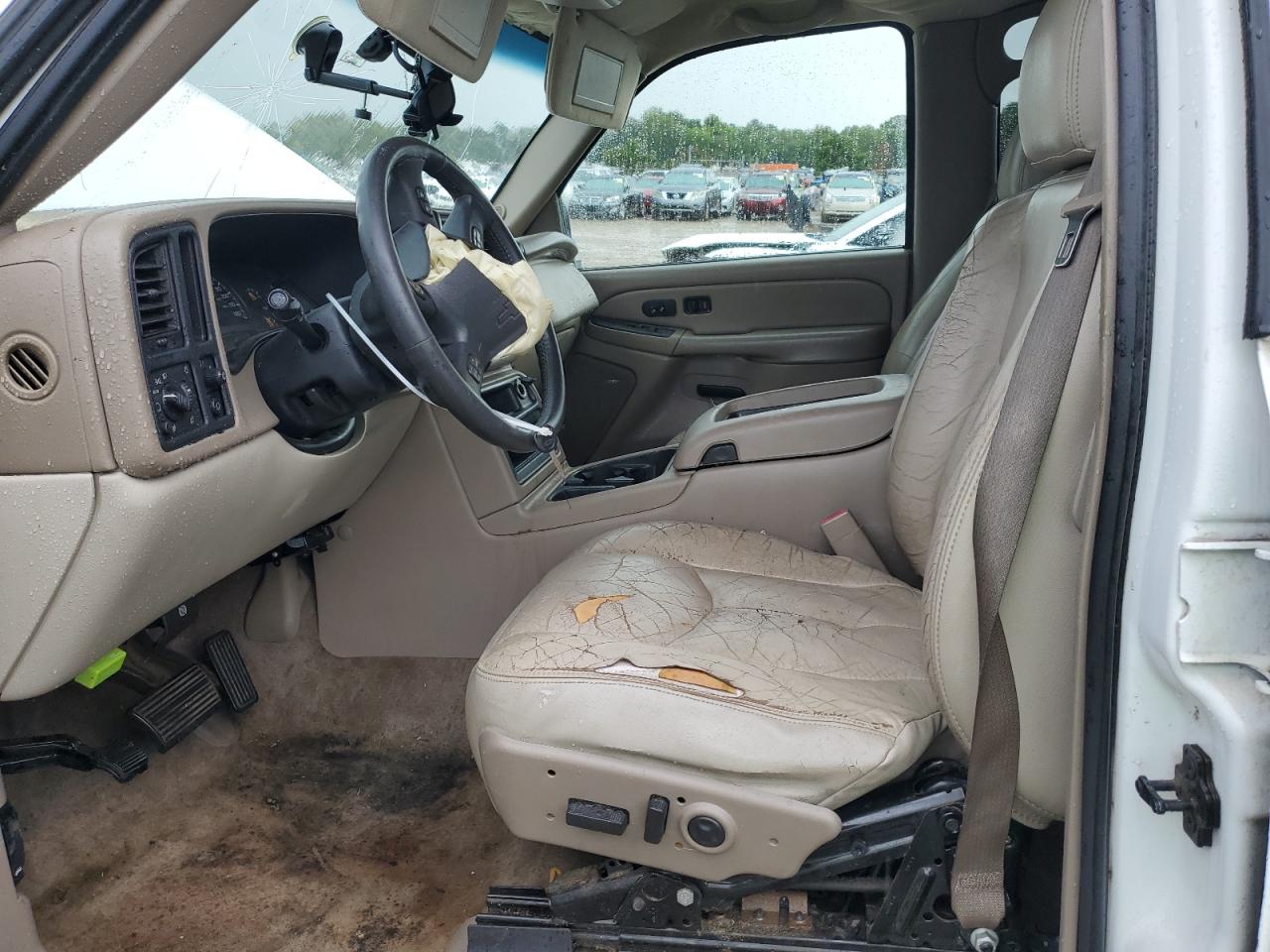 2004 Chevrolet Tahoe C1500 VIN: 1GNEC13Z64R150152 Lot: 63641075
