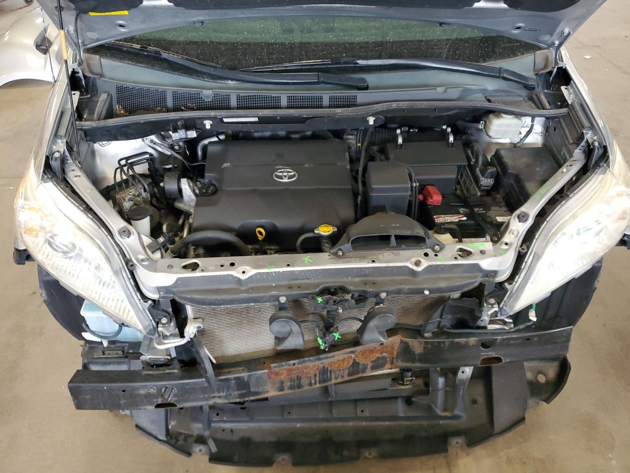 5tdkk3dc6cs215022 5TDKK3DC6CS215022 2012 Toyota Sienna Le